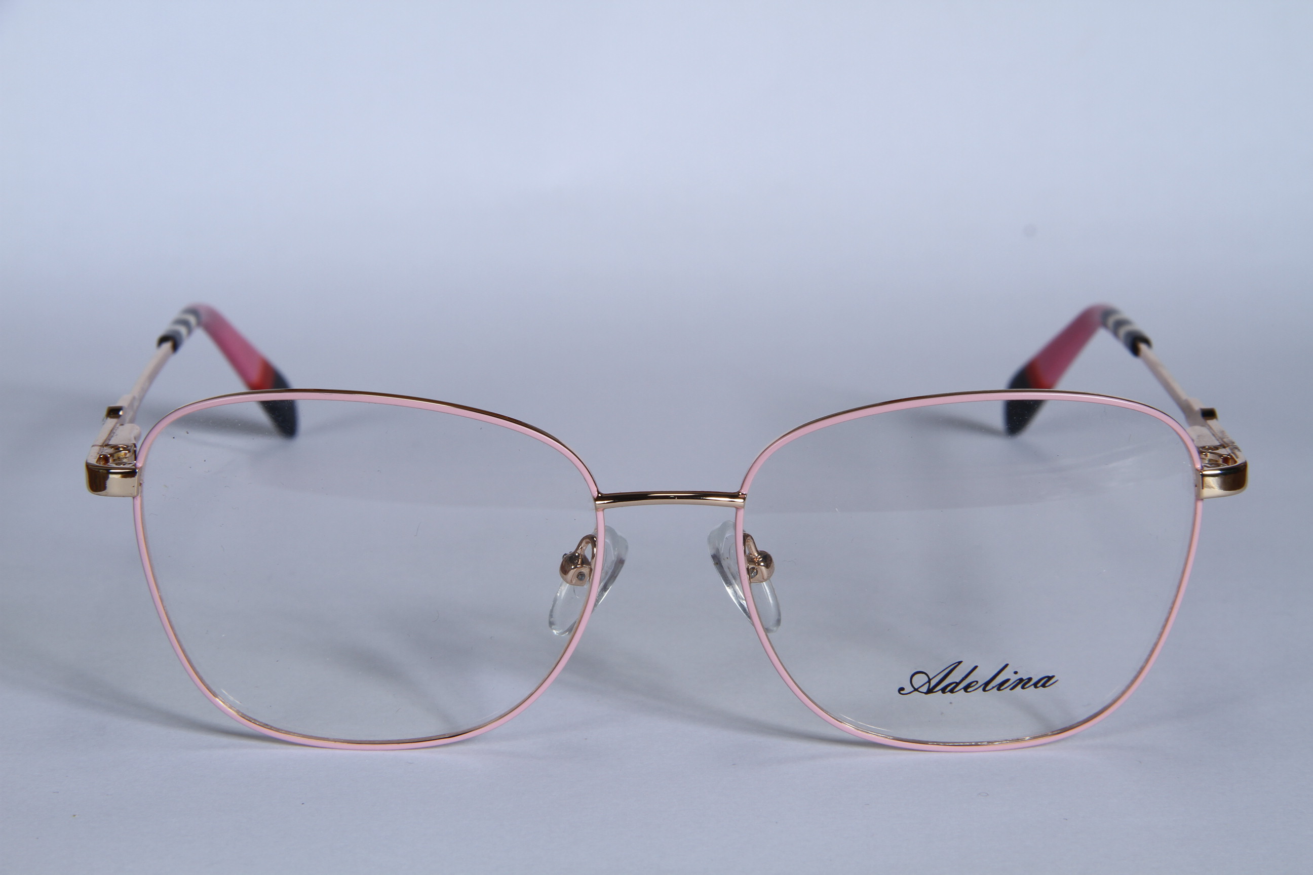 آدلینا مدل 3008